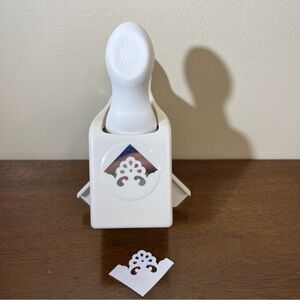 Martha Stewart Crafts basic Craft Corner Punch